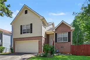 415 Thomas Jefferson Dr, Stone Mountain, GA 30083 - Photo 1