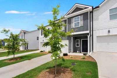 295 Regent Park, Hoschton, GA 30548 - Photo 3