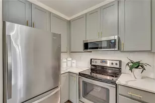 821 Ralph McGill Blvd NE, Atlanta, GA 30306 - Photo 11