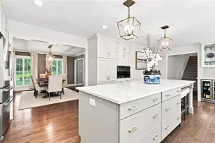 4201 Springwood Cir, Marietta, GA 30062 - Photo 9