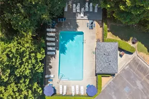 7050 Treeline Dr, Cumming, GA 30028 - Photo 43