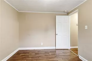 620 Gibbons Dr, Scottdale, GA 30079 - Photo 27