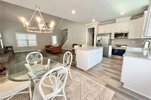 406 Sunset Dr, Statham, GA 30666 - Photo 9
