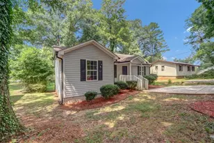 51 Johnson Ave, Newnan, GA 30263 - Photo 3