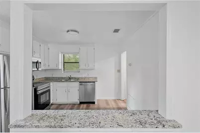 200 Tanglewood Drive #B, Monroe, GA 30656 - Photo 5