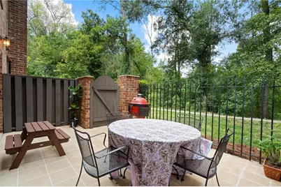 8 Kings Tavern Place NW, Atlanta, GA 30318 - Photo 33