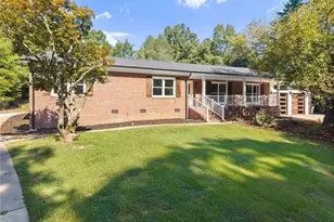 1492 Burns Dr NE, Gainesville, GA 30501 - Photo 3