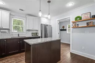 2010 Delphine Dr, Decatur, GA 30032 - Photo 9