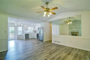 6428 Paradise Point Rd, Flowery Branch, GA 30542 - Photo 11