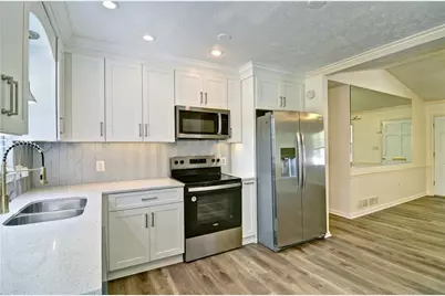 6428 Paradise Point Road, Flowery Branch, GA 30542 - Photo 15