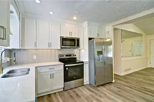 6428 Paradise Point Rd, Flowery Branch, GA 30542 - Photo 15