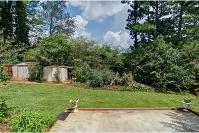 6428 Paradise Point Road, Flowery Branch, GA 30542 - Photo 5