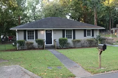 262 NE Forest Avenue, Marietta, GA 30060 - Photo 1