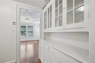 472 Burlington Rd NE, Atlanta, GA 30307 - Photo 27