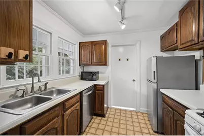 472 Burlington Road NE, Atlanta, GA 30307 - Photo 43