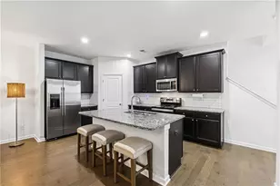 4446 Richmond Ct, Stone Mountain, GA 30083 - Photo 3