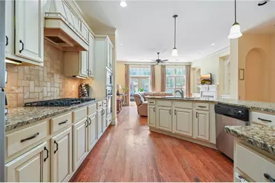 900 Telfair Close, Sandy Springs, GA 30350 - Photo 9