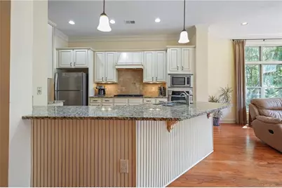 900 Telfair Close, Sandy Springs, GA 30350 - Photo 5