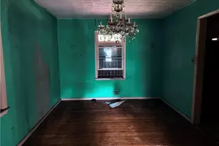 246 W Simon Terrace NW, Atlanta, GA 30318 - Photo 3