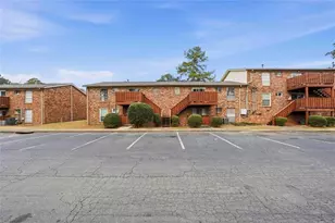 5506 Kingsport Dr, Atlanta, GA 30342 - Photo 33