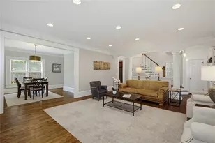 2009 Delphine Dr, Decatur, GA 30032 - Photo 11