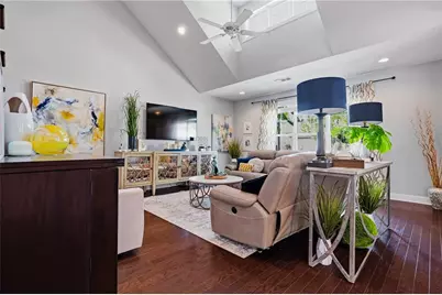 1529 Bungalow Lane NW, Atlanta, GA 30318 - Photo 3