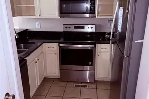 2855 Peachtree Rd NE, Atlanta, GA 30305 - Photo 3