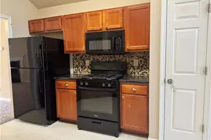 1277 Poison Oak Ct, Lawrenceville, GA 30045 - Photo 5