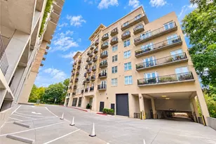 2277 Peachtree Rd NE, Atlanta, GA 30309 - Photo 25