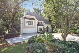 930 Manchester Pl, Sandy Springs, GA 30328 - Photo 1