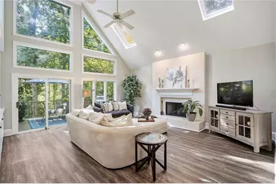 930 Manchester Place, Sandy Springs, GA 30328 - Photo 7
