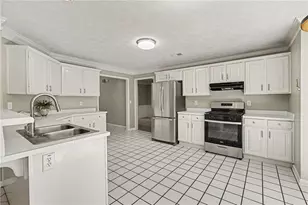 3155 Haverhill Rowe, Lawrenceville, GA 30044 - Photo 7