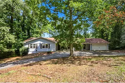 2324 Sussex Court, Snellville, GA 30078 - Photo 1