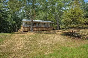 938 Mandeville Rd, Carrollton, GA 30117 - Photo 5