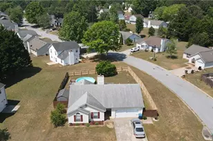 7216 New Dale Rd, Rex, GA 30273 - Photo 1