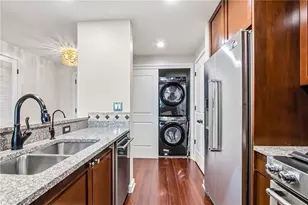 3338 Peachtree Rd NE, Atlanta, GA 30326 - Photo 11