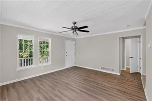 2518 Ridgecrest Dr, Kennesaw, GA 30152 - Photo 9
