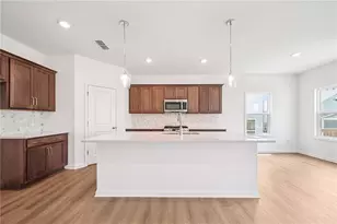 5464 Hargrove Way, Flowery Branch, GA 30542 - Photo 9