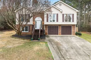 5920 Branden Hill Ln, Buford, GA 30518 - Photo 1