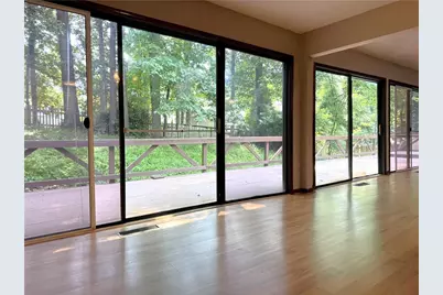 1302 Colony Dr, Marietta, GA 30068 - Photo 7