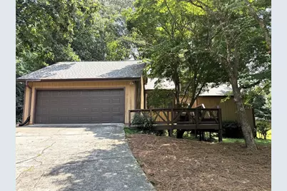 1302 Colony Dr, Marietta, GA 30068 - Photo 1
