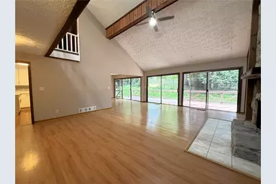 1302 Colony Dr, Marietta, GA 30068 - Photo 11