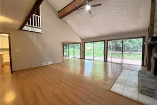 1302 Colony Dr, Marietta, GA 30068 - Photo 11