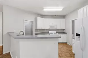 2900 Stonecrest Point, Conyers, GA 30094 - Photo 17