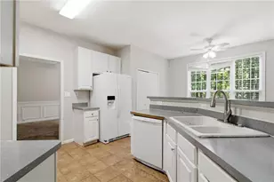 2900 Stonecrest Point, Conyers, GA 30094 - Photo 19