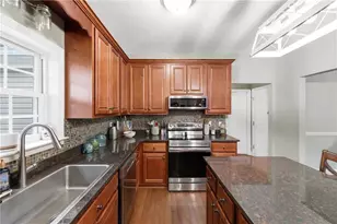 980 Falls Rd, Toccoa, GA 30577 - Photo 9