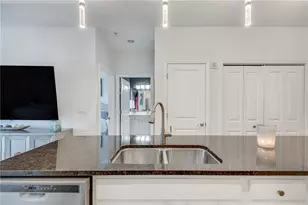 3040 Peachtree Rd NW, Atlanta, GA 30305 - Photo 17