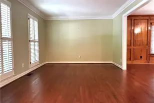 11820 Highland Colony Dr, Roswell, GA 30075 - Photo 5