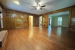 11820 Highland Colony Dr, Roswell, GA 30075 - Photo 9