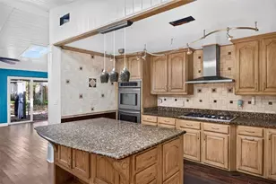 2447 E Osborne Rd NE, Atlanta, GA 30319 - Photo 9